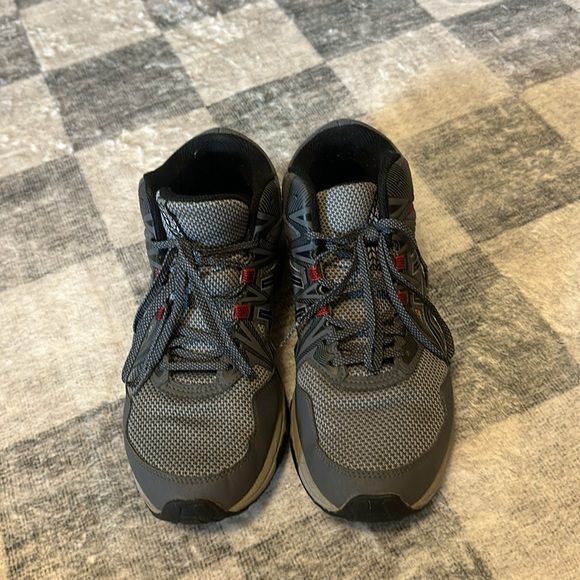 Men’s Pre-worn High Top ASICS - Picture 2 of 5